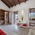 Tatil Evi La Mansarda Di Mariuccia *