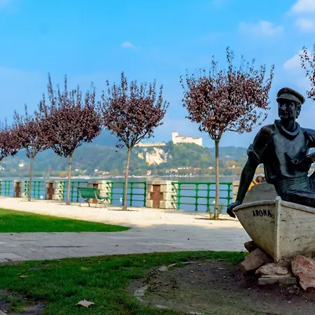 Ferienhaus La Mansarda Di Mariuccia Castelletto sopra Ticino